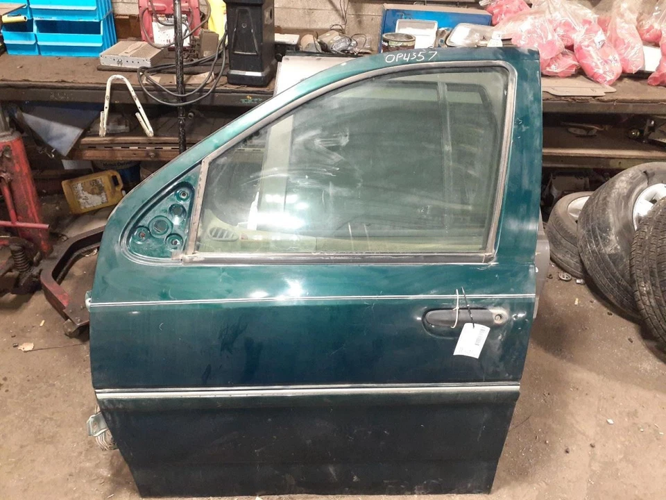 Driver Front Door Without Keyless Entry Pad Fits 95-97 WINDSTAR 611750 Foto 1 de 2