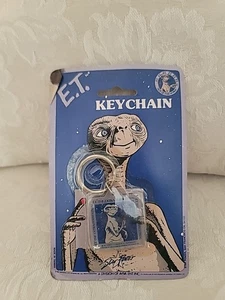 Vintage 1982 E.T. Extra Terrestrial Keychain Key Ring new and sealed - Picture 1 of 5