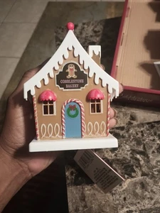 Gingerbread House 4.5" Christmas Village LED Home Decor Cobblestone Corners NEW - Picture 1 of 5