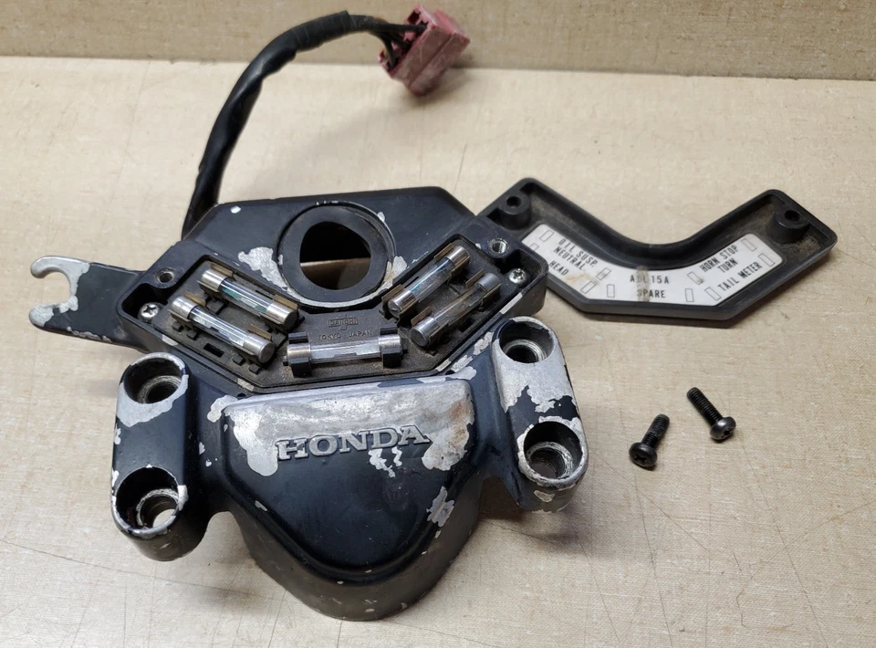 HONDA 38200-461-005 53131-461-000 CAJA DE FUSIBLES ABRAZADERA DE MANILLAR CB900C CB750C 1980-82 Foto 1 de 4