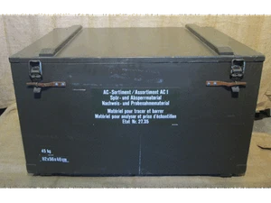 CASSA IN LEGNO ESERCITO SVIZZERO MIS. cm. h 78x54x45 h - Foto 1 di 2