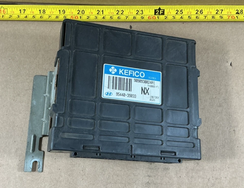 Unidad de control de transmisión Hyundai Sonata 1999-2001 módulo TCU 95440-39033 Foto 1 de 4
