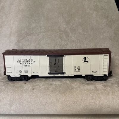 Lionel Postwar 36621 Operating Milk Car - Image 1 of 4