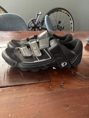 Interfaz de baloncesto Pearl Izumi para hombre talla 11. Nuevo Foto 1 de 4