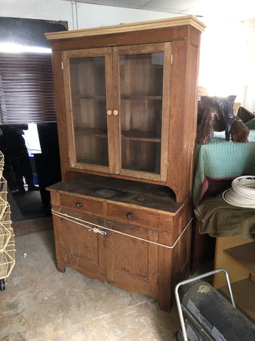 ANTIQUE OAK OR CHESTNUT WOOD STEP BACK COUNTRY KITCHEN CUPBOARD CABINET Cover