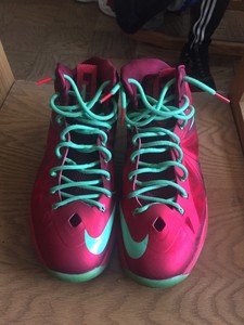 narrow basketball shoes