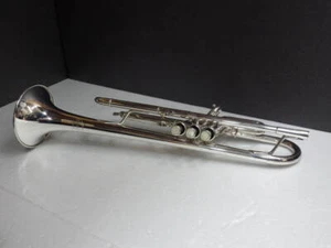 YAMAHA YTR-8335US Xeno Custom Trumpet - Picture 1 of 10