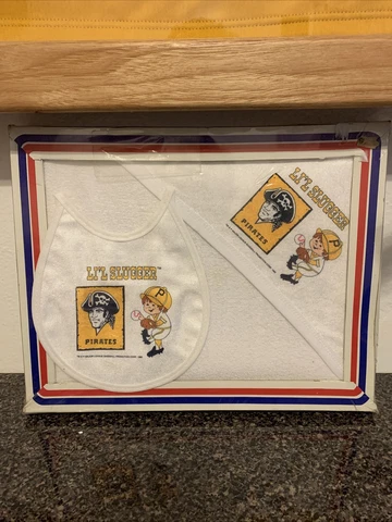 1980 Pittsburgh Pirates Li’l Slugger Promotion Baby Set Bib and Blanket NIB Cover