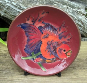 Moorcroft squisito raro FLAMBE FISH 780/4 vassoio sottobicchiere prezzo al dettaglio £ 230 - Foto 1 di 9