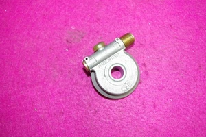 Accionamiento velocímetro tornillo velocímetro CEV Aprilia Red Rose 50 AP8201218 - Imagen 1 de 3