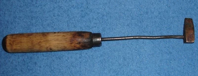 Ancien Fer à Souder Manuel en Cuivre, Manche en Bois, Art Populaire, Outil - Photo 1/2