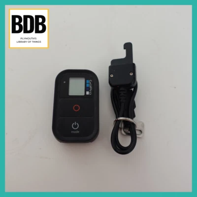 [FOR PARTS ONLY/NOT WORKING] GoPro Wi-Fi Remote ARMTE-001 with Original Cable - Image 1 of 4