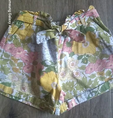 Girls Janie And Jack Sundeck shorts size 8  Mimosa Floral  - Image 1 of 3
