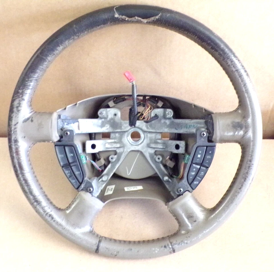 Ford Explorer 2002 volante 2002-2005 Foto 1 de 4