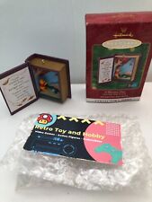 WINNIE THE POOH Blustery Day Disney Hallmark Keepsake 2000 Collector Series +Box