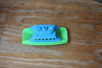 Barco de juguete flotante de plástico vintage ~~ Car Ferry usado en excelente estado azul verde~~3 pulgadas de largo Foto 1 de 4