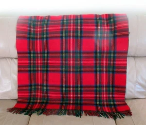 VTG Lord and Taylor Christmas Plaid Reversible Fringed Wool Rug Blanket 56 x 64 - Picture 1 of 4