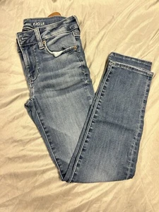 American eagle womens Light wash denim next level stretch jeans 4 short Regular - Picture 1 of 10