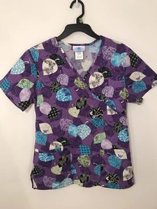 SB Scrubs Women’s Floral Purple Top Short Sleeve Pockets Size Xs/xch - Picture 1 of 12