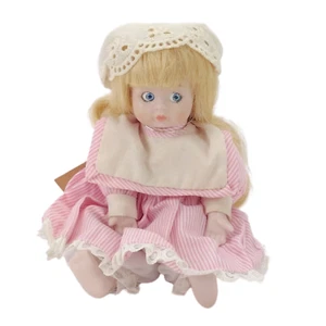Muñeca de porcelana artesanal exclusiva creaciones clásicas Rachal - Imagen 1 de 8