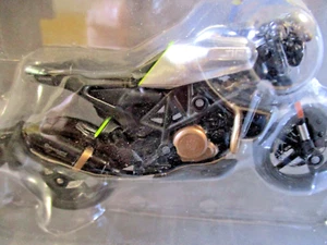 MOTO 1/18 HUSQVARNA 701 SVARTPILEN MAISTO - Imagen 1 de 2