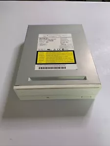 Sony DVD/CD Rewritable Internal Drive IDE DRU-510A - Picture 1 of 6