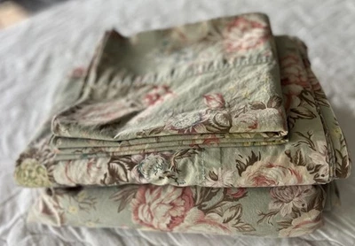 RALPH LAUREN Sheets Vtg CHARLOTTE Sage Green Floral King 4 Piece Set Cottage - Image 1 of 4