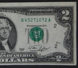 1976 $2 (TWO DOLLARS) - NOTE - GREEN SEAL SHIFT HIGH - ERROR - Picture 1 of 3