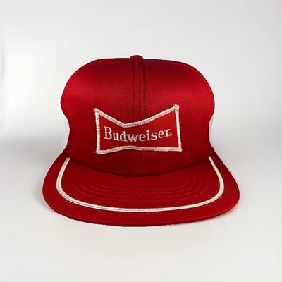 Sombrero de camionero Budweiser vintage rojo años 80 Snapback gorra de cerveza con parche HECHO EN EE. UU. Foto 1 de 4