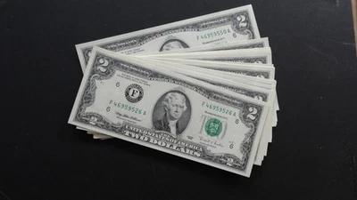 1995 Set Of 25 Consecutive Serial Numbered $2 Bills UNCIRCULATED - Image 1 of 3