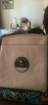 Entrenador Vera Bradley y Kipling Mickey y Minnie Mouse Foto 1 de 3