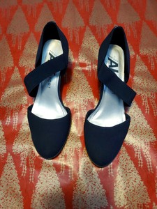 anne klein taite wedge