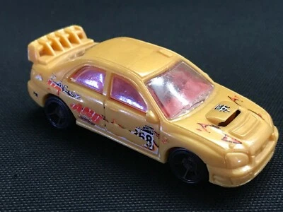 Hot Wheels Subaru Impreza (construcción de plástico) coleccionable escala 1:64 Foto 1 de 4