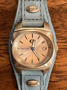 Reloj Rip Curl Damas Vintage Turquesa Correa Cuero Genuino, BATERÍA NUEVA - Imagen 1 de 7