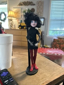 Jazwares Hotel Transylvania 3 Mavis Fledermäuse 10 Zoll Puppe - Bild 1 von 3