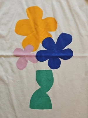 NWT HANNA ANDERSSON GEOMETRIC FLORAL RELAXED FIT TEE SHIRT 130 8 - Image 1 of 4