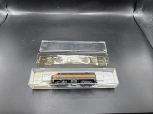 LIFE LIKE N SCALE 7918 " GREAT NORTHERN FA-2 DIESEL READ  F.49 - Picture 1 of 9