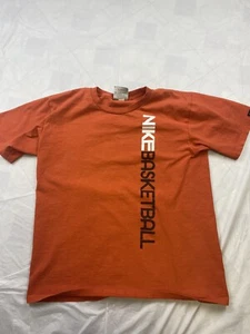 Vintage 90s Nike Basketball Orange T Shirt Youth Boys Large Textured - Picture 1 of 7