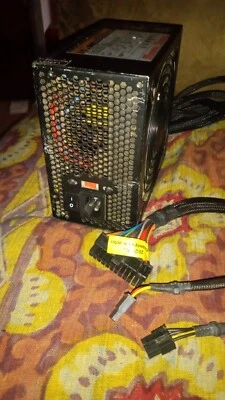 LSP Ultra 650W ULT-LSP650P ATX Desktop computer Power Supply - Image 1 of 4