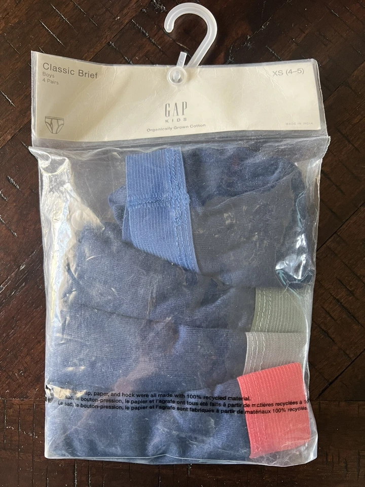 Gap boys Classic Brief 4-pack Size XS 4-5 New - Image 1 of 4