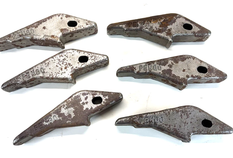(6pcs) PENGO CL-1002-230 H&L STYLE WELD ON ADAPTER BUCKET TEETH *NOS* - Image 1 of 4