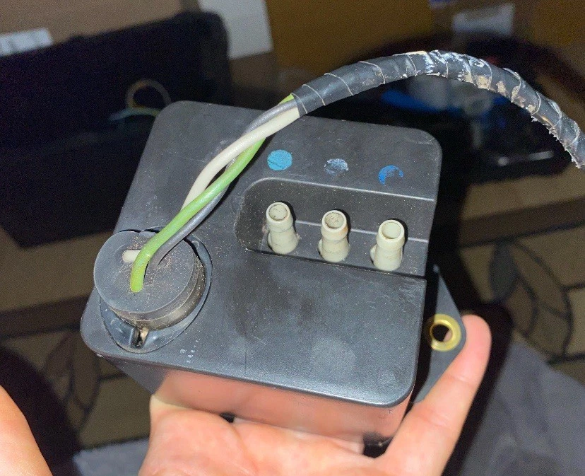 1977 1978 1979 lincoln continental mark v headlight delay vacuum solenoid module - Image 1 of 2