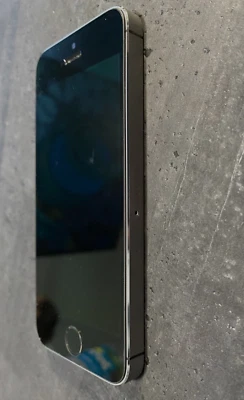 Apple iPhone 5s - 16GB - Preto e prata (AT&T) A1533 (GSM) NE296LL/A excelente - Imagem 1 de 4