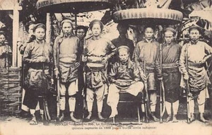Vietnam - HANOI - Le Doïvan and his supporters (pirates captured in 1888) - Picture 1 of 2