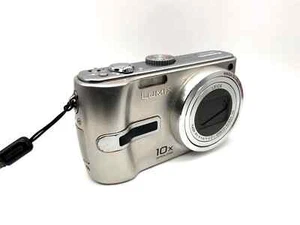Panasonic Lumix DMC-TZ3 con Leica DC Vario-Elmar 1:3.3-4.9/4.6-46 ASPH 28mm Wide - Imagen 1 de 5