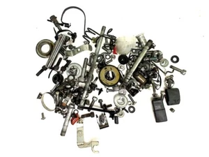 nuts and bolts for SUZUKI GSX R 750 2000-2003 2003 used 105859 - Picture 1 of 4