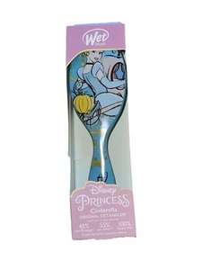 New! Disney Princess CINDERELLA Original Detangler WET Brush - Picture 1 of 2