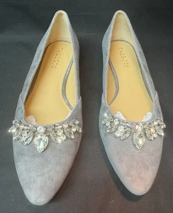 New Talbots Kendal Grey Edison Jewel Women’s Flats U.S. Size 7.5 - Picture 1 of 13