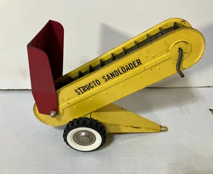 Structo Pressed Steel Sand Loader Yellow / Red Vintage - Picture 1 of 8
