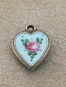DIJE CORAZÓN HINCHADO ESTERLINA ESTERLINA VINTAGE VICTORIANO - Esmalte Azul con Rosa Rosa y Engr - Imagen 1 de 2